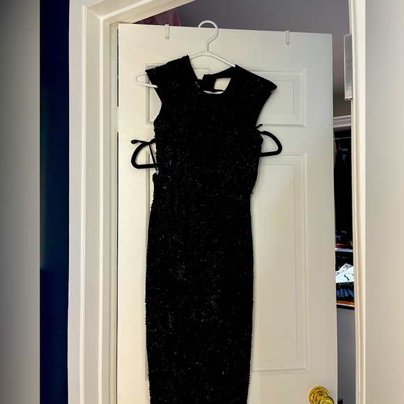 Beautiful black beaded top with matching skirt - Picture 1 of 5